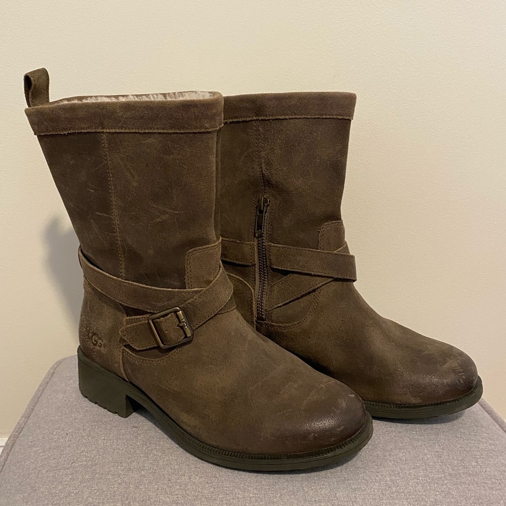 Women’s UGG Glendale Boot, Size 7